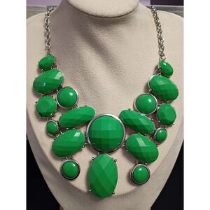 Vintage Eye Catching Designer signed Charming Charlie Statement Green Necklace